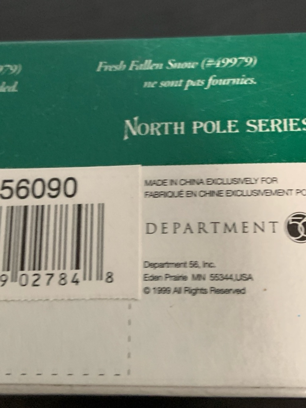 Dept. 56 1999 North Pole Series Figure ‘Santa & Mrs. Claus - Picture 5 of 9
